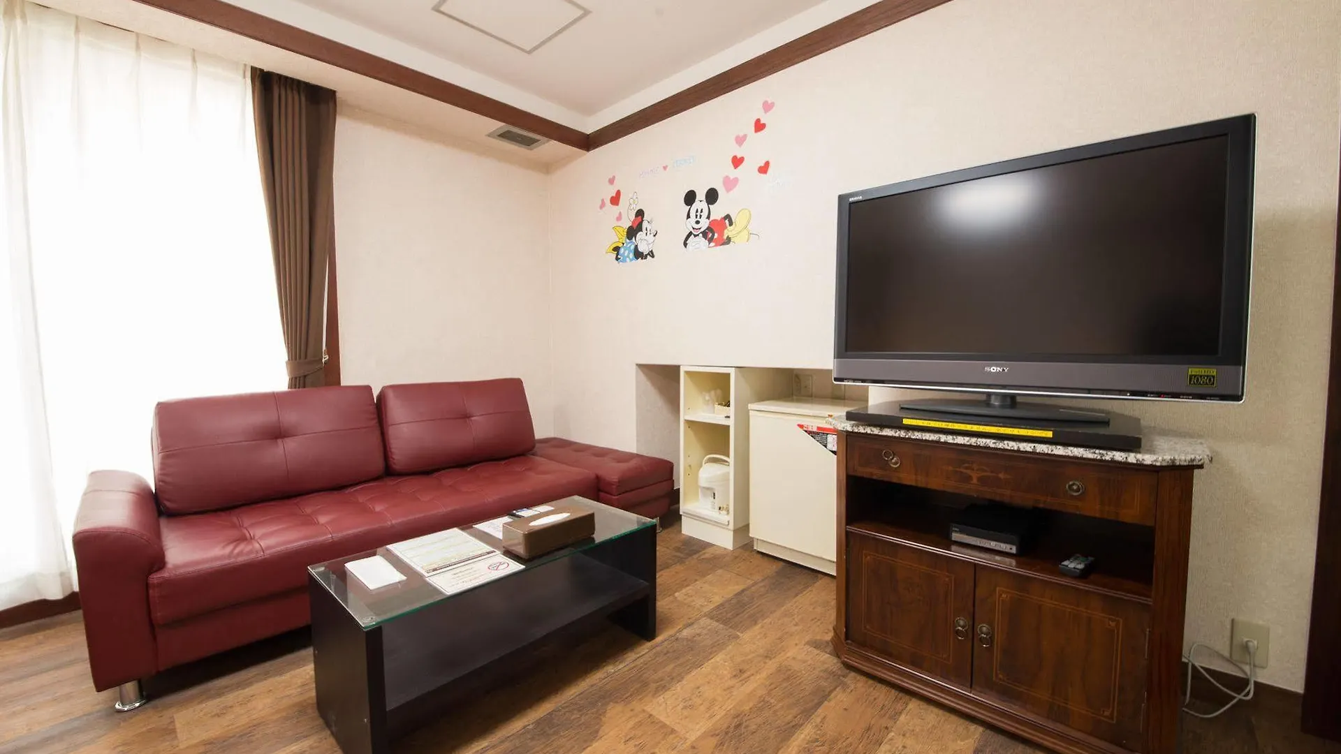 אוסקה Hotel Candy Hall (Adults Only) 2*,